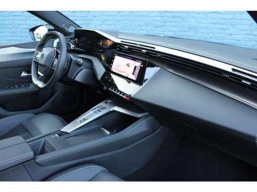 Peugeot 408 1.2 PureTech GT 130pk EAT8 | Automaat | Navigatie | Camera | Panorama/schuifdak | ActivLease financial lease