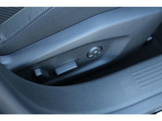 Peugeot 408 1.2 PureTech GT 130pk EAT8 | Automaat | Navigatie | Camera | Panorama/schuifdak | ActivLease financial lease