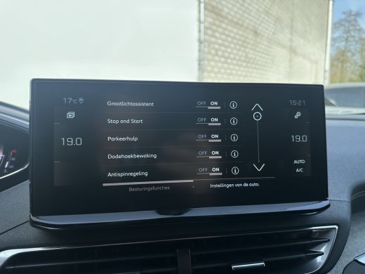 Peugeot 5008 1.6 PureTech Blue Lease GT | 2 stoelen op derde rij | Achteruitrijcamera | Adaptive Cruise Control ActivLease financial lease