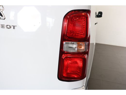 Peugeot Expert Peugeot 2.0 BlueHDI 120pk Long Asphalt |PDC V+A | Camera | Cruise | Schuifdeur rechts | DAB | ActivLease financial lease