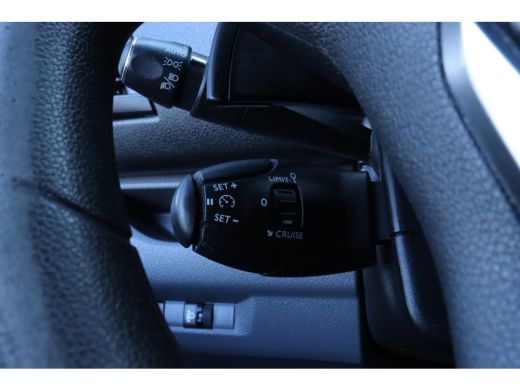 Peugeot Expert 2.0 BlueHDI 180 Premium Pack | Trekhaak | Sensoren | Navi | Carplay | Klep met ruit | Airco ActivLease financial lease