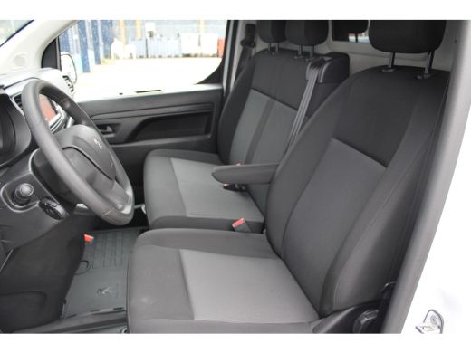 Peugeot e-Expert Peugeot EV L3 75kWh 2024 | NAVIGATIE | CAMERA | APPLE CARPLAY | ANDROID AUTO | FABRIEKSGARANTIE ActivLease financial lease