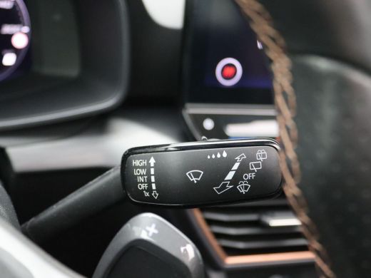Seat Leon Sportstourer 1.4 e-Hybrid Business 204PK DSG full led, adaptive cruise met travel assist, stuur-stoelverwarmin... ActivLease financial lease