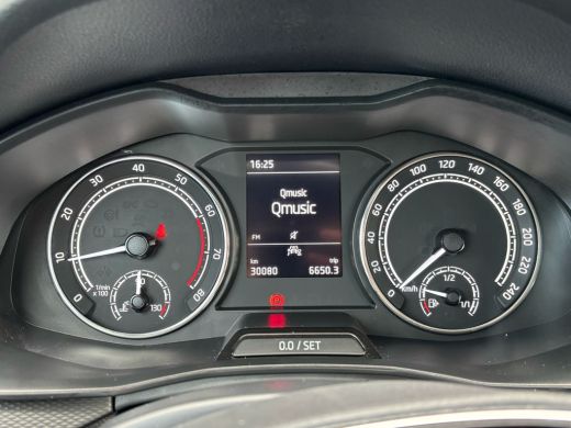 Skoda Kamiq 1.0 TSI 110 pk Ambition | Airco | Cruise Control | Carplay | ActivLease financial lease