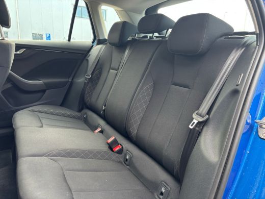 Skoda Kamiq 1.0 TSI 110 pk Ambition | Airco | Cruise Control | Carplay | ActivLease financial lease