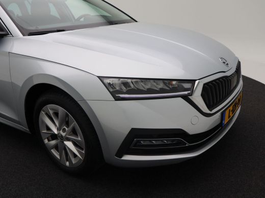 Skoda Octavia Combi 1.0 e-TSi 110 Pk Automaat Business Edition | Cruise Control | Parkeersensoren | CarPlay | N... ActivLease financial lease