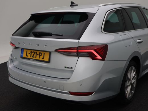 Skoda Octavia Combi 1.0 e-TSi 110 Pk Automaat Business Edition | Cruise Control | Parkeersensoren | CarPlay | N... ActivLease financial lease