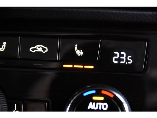 Skoda Superb 1.5 TSI ACT Style *1ste Eigenaar*Trekhaak*Stoelverwarming* ActivLease financial lease