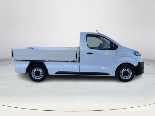 Toyota PROACE Electric Truck Extra Range Navigator 75 kWh | All-in prijs | Openlaadbak | Zwaailamp | Trekhaak | Navigatie | ActivLease financial lease