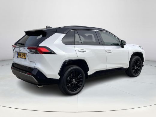 Toyota RAV4 2.5 Hybrid AWD Bi-Tone ActivLease financial lease