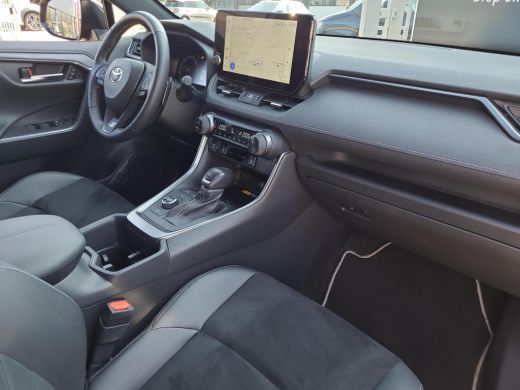 Toyota RAV4 2.5 Hybrid AWD GR SPORT | Apple CarPlay | Navigatie | Rijklaarprijs incl. garantie | ActivLease financial lease