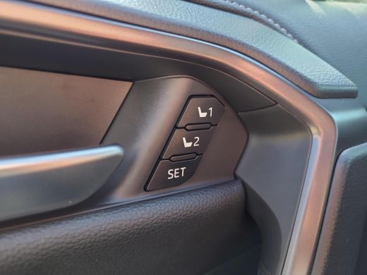 Toyota RAV4 2.5 Hybrid AWD GR SPORT | Apple CarPlay | Navigatie | Rijklaarprijs incl. garantie | ActivLease financial lease