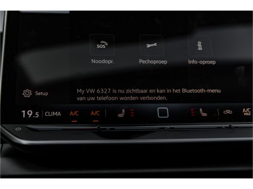 Volkswagen Golf 1.5 eHybrid 204 Pk Life Edition | Panorama dak | 19" LM | Trekhaak | Camera | Stoel + Stuurverw. | ActivLease financial lease