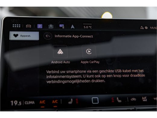 Volkswagen Golf 1.5 eHybrid 204 Pk Life Edition | Panorama dak | 19" LM | Trekhaak | Camera | Stoel + Stuurverw. | ActivLease financial lease
