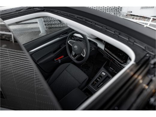 Volkswagen Golf 1.5 eHybrid 204 Pk Life Edition | Panorama dak | 19" LM | Trekhaak | Camera | Stoel + Stuurverw. | ActivLease financial lease