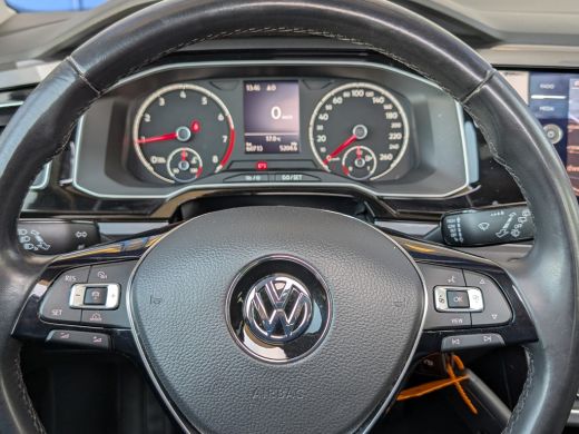 Volkswagen Polo 1.0 TSI Highline | Panoramadak | LED | Clima | PDC ActivLease financial lease
