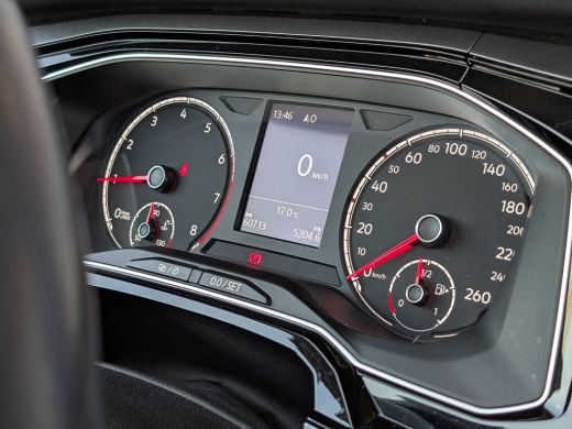 Volkswagen Polo 1.0 TSI Highline | Panoramadak | LED | Clima | PDC ActivLease financial lease