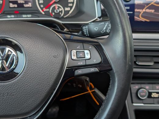Volkswagen Polo 1.0 TSI Highline | Panoramadak | LED | Clima | PDC ActivLease financial lease