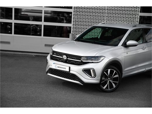 Volkswagen T-Cross 1.5 TSI R-Line 150pk DSG | Camera | Keyless | Matrix | Stoelverwarming ActivLease financial lease