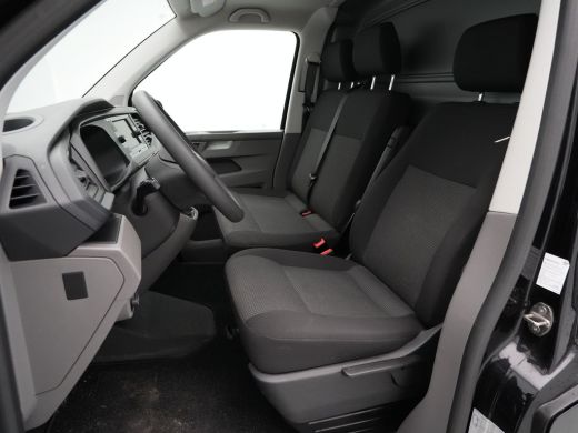 Volkswagen Transporter 2.0 TDI L2H1 28 Economy Business Navi via App Pdc Cruise Trekhaak ActivLease financial lease