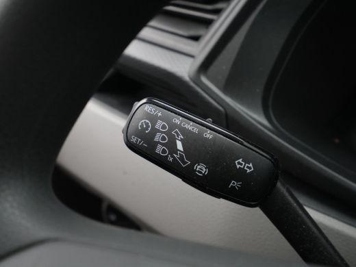 Volkswagen Transporter 2.0 TDI L2H1 28 Economy Business Navi via App Pdc Cruise Trekhaak ActivLease financial lease