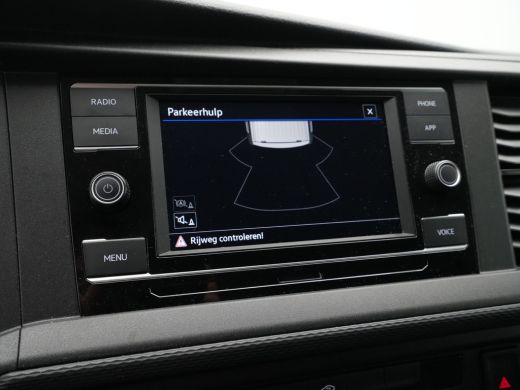 Volkswagen Transporter 2.0 TDI L2H1 28 Economy Business Navi via App Pdc Cruise Trekhaak ActivLease financial lease
