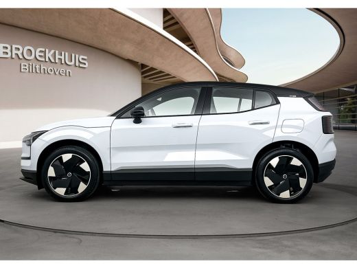 Volvo EX30 Volvo Single Motor Extended Range Plus 69 kWh | B&O Audio | Stoel en stuurverwarming | 476km WLPT... Volvo EX30 Volvo Single Motor Extended Range Plus 69 kWh | B&O Audio | Stoel en stuurverwarming | 476km WLPT...