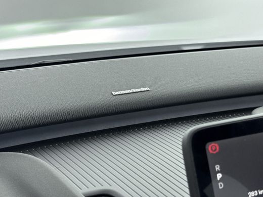 Volvo  EX30 Volvo Single Motor Extended Range Plus 69 kWh | B&O Audio | Stoel en stuurverwarming | 476km WLPT... ActivLease financial lease