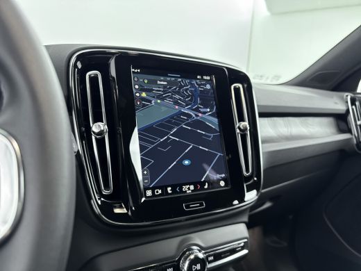 Volvo  EX40 Volvo Single Motor Extended Range Plus 82 kWh | Trekhaak | 20 inch LM | Extra Getint glas | Stoel... ActivLease financial lease