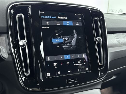 Volvo  EX40 Volvo Single Motor Extended Range Plus 82 kWh | Trekhaak | 20 inch LM | Extra Getint glas | Stoel... ActivLease financial lease