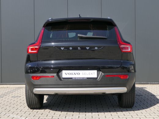 Volvo  XC40 T2 Inscription | Leder | 19 Inch | Trekhaak | Adaptive Cruise | BLIS | DAB | Keyless | Elektrisch... ActivLease financial lease