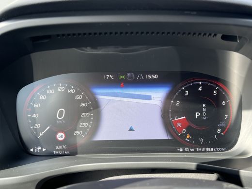 Volvo  XC40 T2 Inscription | Leder | 19 Inch | Trekhaak | Adaptive Cruise | BLIS | DAB | Keyless | Elektrisch... ActivLease financial lease