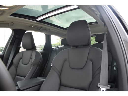 Volvo  XC60 Volvo T6 AWD Plus Bright | 360CAM | Pano | 21'' ActivLease financial lease