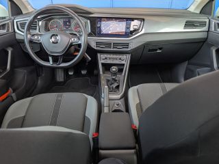 Volkswagen Polo 1.0 TSI Highline | Panoramadak | LED | Clima | PDC