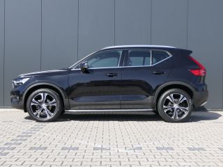 Volvo  XC40 T2 Inscription | Leder | 19 Inch | Trekhaak | Adaptive Cruise | BLIS | DAB | Keyless | Elektrisch...