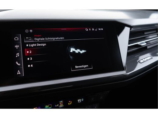 Audi Q4 Sportback e-tron 40 / 2x S-line/ Virtual Cockpit Plus/ Adaptive Cruise Control/ Panoramadak/ 150kW (204PK) ActivLease financial lease