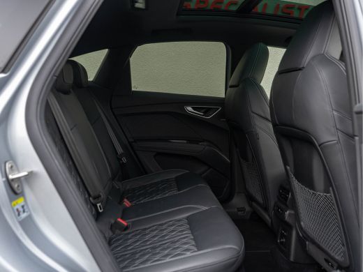 Audi Q4 Sportback e-tron 40 / 2x S-line/ Virtual Cockpit Plus/ Adaptive Cruise Control/ Panoramadak/ 150kW (204PK) ActivLease financial lease