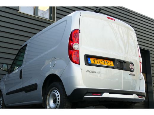 Fiat Dobló Cargo 1.6 MJ 105PK L1H1 TREKKING / NAVI / AIRCO / DAB / BLUETOOTH / CRUISECONTROL / 1E EIGENAAR / ActivLease financial lease