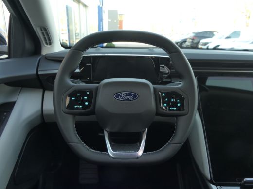 Ford Explorer Extended Range RWD 77 kWh | Massage | LED | Stoelverwarming | Camera |Keyless | 19 Inch ActivLease financial lease
