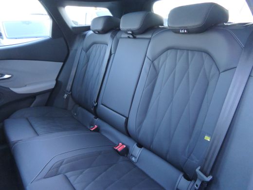 Ford Explorer Premium Extended Range RWD 77 kWh | Apple Carplay/Android Auto|telefoonintegratie premium | Cruis... ActivLease financial lease