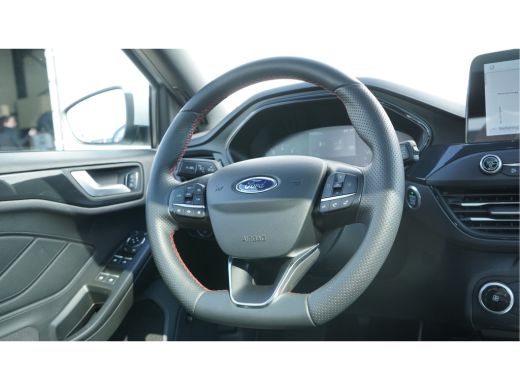 Ford Focus 1.0 EcoBoost ST Line Business NL AUTO | PANO | CARPLAY | ActivLease financial lease