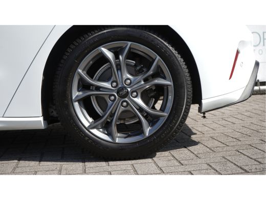 Ford Focus 1.0 EcoBoost ST Line Business NL AUTO | PANO | CARPLAY | ActivLease financial lease