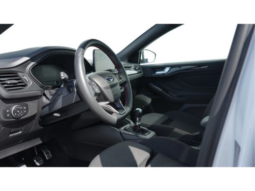 Ford Focus 1.0 EcoBoost ST Line Business NL AUTO | PANO | CARPLAY | ActivLease financial lease