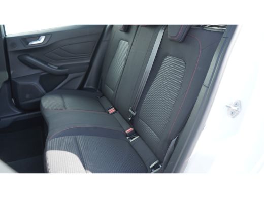 Ford Focus 1.0 EcoBoost ST Line Business NL AUTO | PANO | CARPLAY | ActivLease financial lease