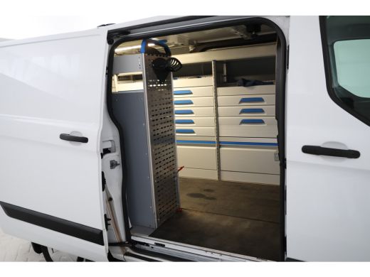 Ford Transit Custom 280 2.0 TDCI L1H1 Trend 3 zit, Kastenwand, Navigatie, Trekhaak ActivLease financial lease