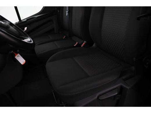 Ford Transit Custom 280 2.0 TDCI L1H1 Trend 3 zit, Kastenwand, Navigatie, Trekhaak ActivLease financial lease