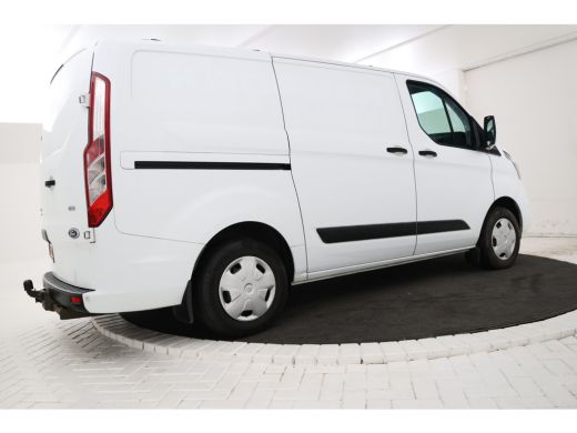 Ford Transit Custom 280 2.0 TDCI L1H1 Trend 3 zit, Kastenwand, Navigatie, Trekhaak ActivLease financial lease