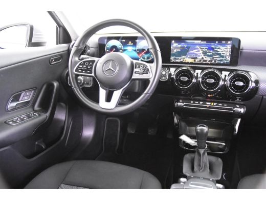 Mercedes A-Klasse 180 *1ste Eigenaar*Navigatie*Stoelverwarming* ActivLease financial lease