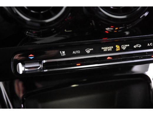 Mercedes A-Klasse 180 *1ste Eigenaar*Navigatie*Stoelverwarming* ActivLease financial lease