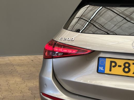 Mercedes-Benz C-Klasse Estate 200 Launch Edition Luxury Line Burmester | Trekhaak | 18'' Lichtmetalen velgen | Adaptieve... ActivLease financial lease